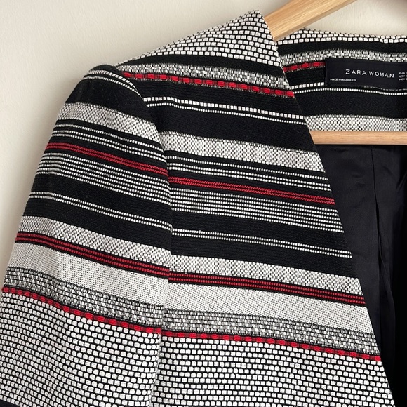 ZARA | Black white red collarless structured jacket - Picture 2 of 9
